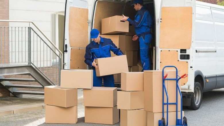 Movers in Downtown Toronto