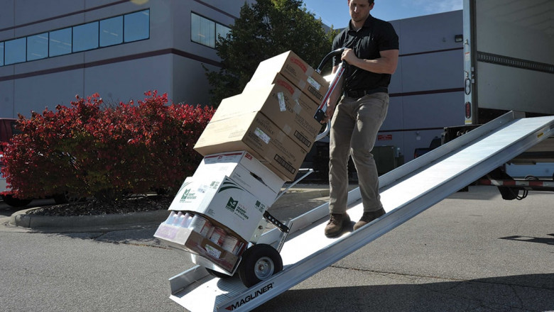 5 Tips for Managing Periods of Increased Package Delivery