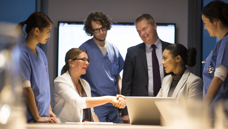 4 Tips for Managing Supplemental Vendors During Early Clinical Development