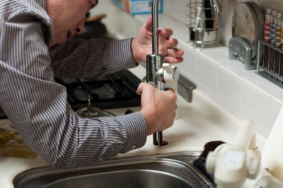 Home Plumbing Services in Pakistan | Muqit.com