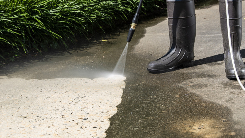 4 Money-Saving Outdoor Maintenance Tips