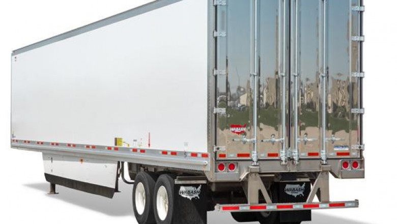 Temperature-controlled transport of pharmaceuticals, food, and beverages is done using a refrigerated transport method