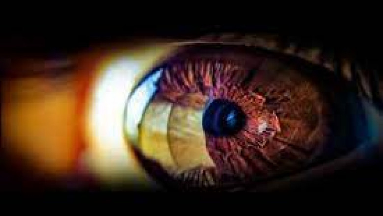 The Stargardt disease The central retina is treated, and a vitamin A-deficit diet is consumed.