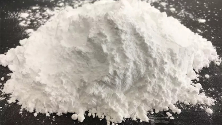 Melamine powder is used in a variety of industrial applications due to its flame resistance.