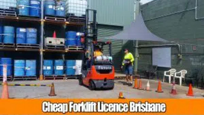 What Is the Line of work Account of a Forklift Operator?