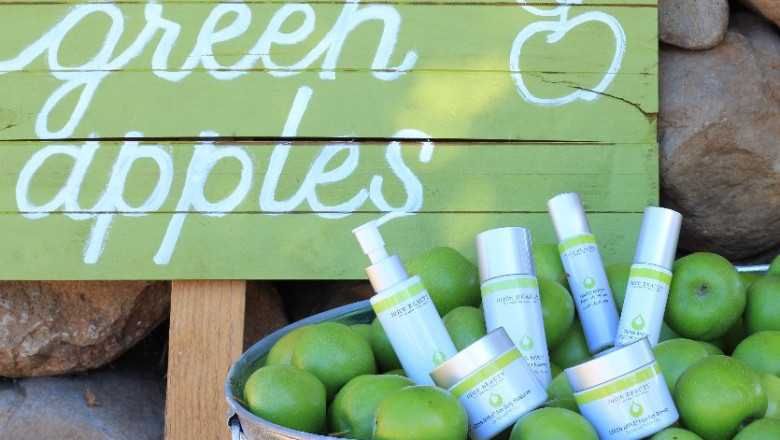 4 Organic Skincare Ingredients You Need This Season