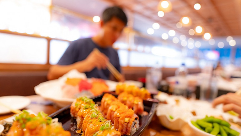 SUSHI FRANCHISES ARE A GROWING MARKET THAT IS PART OF THE AMERICAN LIFESTYLE