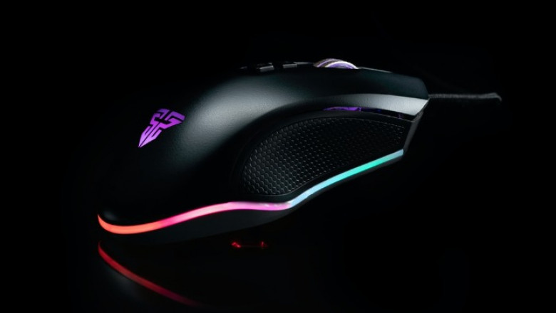 Corsair M65 PRO RGB Gaming Mouse Review - Corsair Mouse
