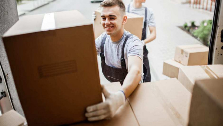 Reasons You Should Always Hire a Moving Company