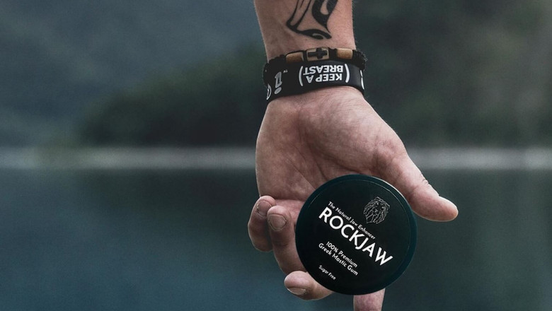 8 Benefits of a Powerful Jawline