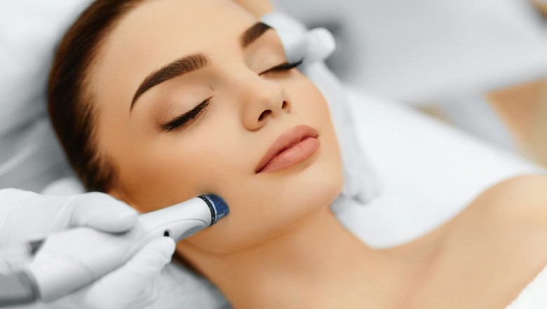 Here Are Reasons To Make Glow Bright Facial: Glow Bright Facial
