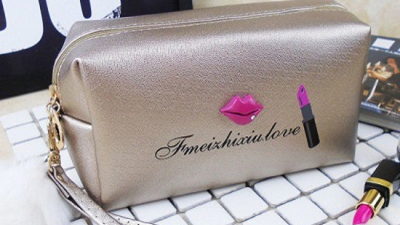 5 Tips To Declutter Your Makeup Bag!