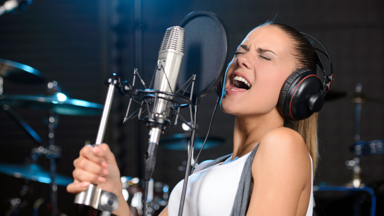 How you can Search Song Lyrics Online at Anytime