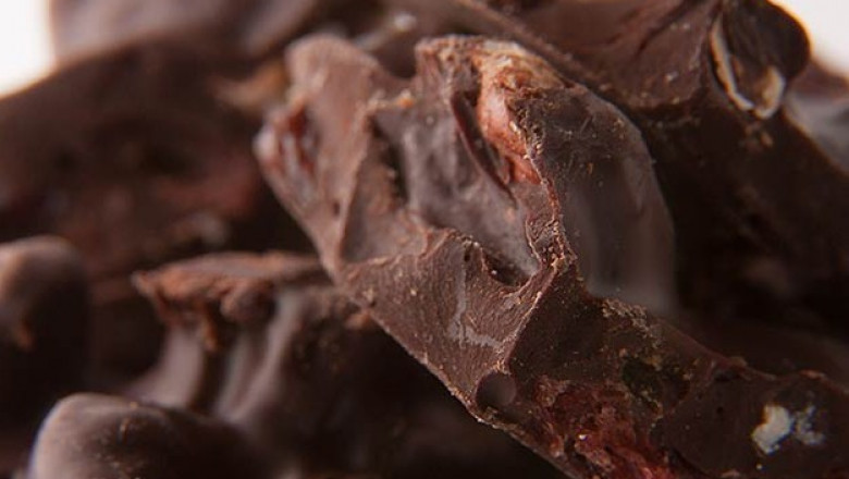 3 Simple snack Foods That Boost Your Mood