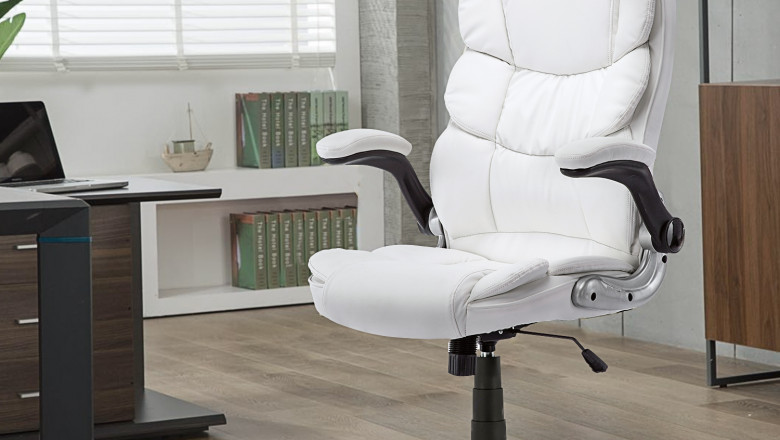 How to extend the service life of the computer desk chair?