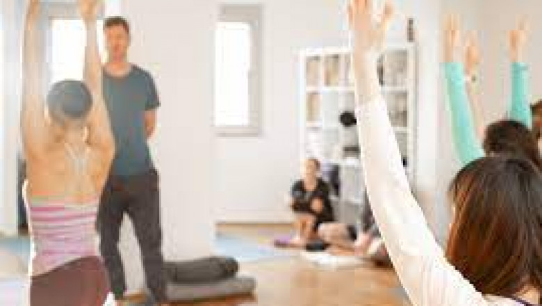 MEET THE TEACHER TRAINING CREW| powerliving