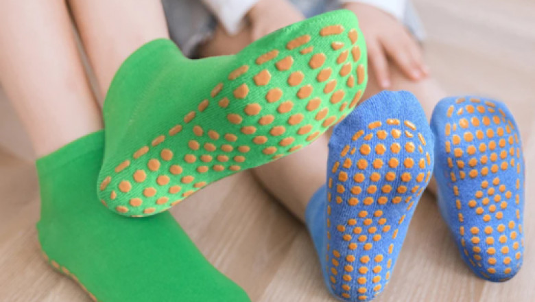 What to consider while Buying Socks for Toddlers?