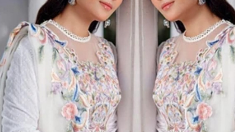 Lawn Replica 3 Pcs Dress with Chiffon Pakistan