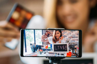 The Onlyfans App: A Commercial Subscription Based Video Sharing Platform