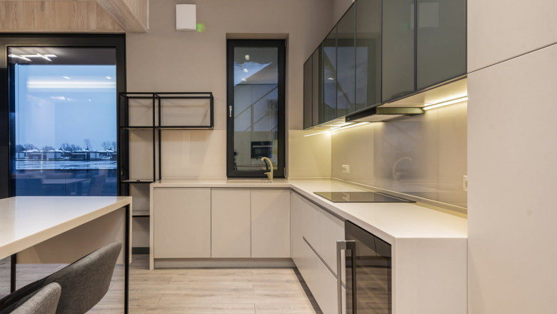 Wilton Oakgrain Azure Blue Kitchen Doors