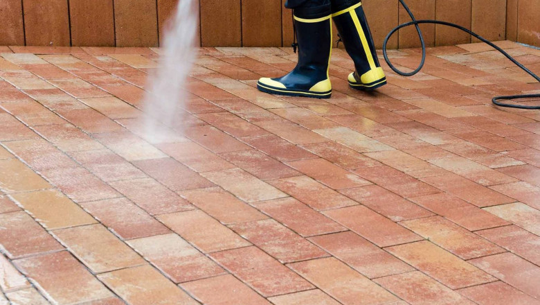 Qualities Patio Cleaning in London