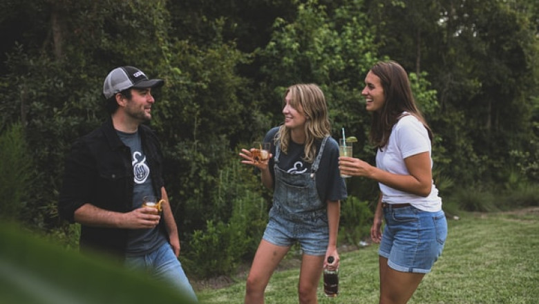 How to Discover the Best Swingers App