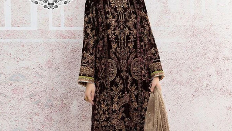 Limelight Khaddar at Suit Replica Zone