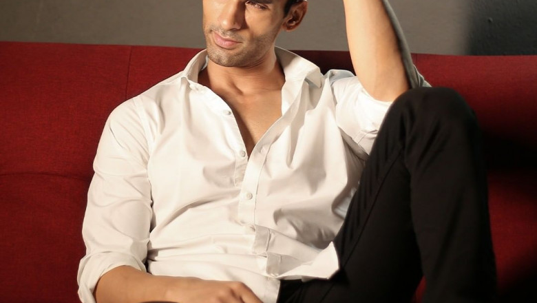3 Major Differences Between A Plain T Shirt And A Plain Shirt