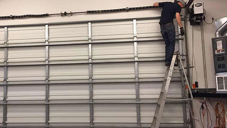 Signs your garage door needs a repair