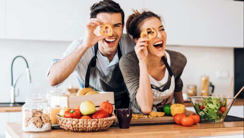 TIPS FOR BUILDING A HEALTHY RELATIONSHIP