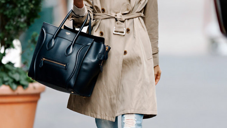 Celine Handbags Outlet shape