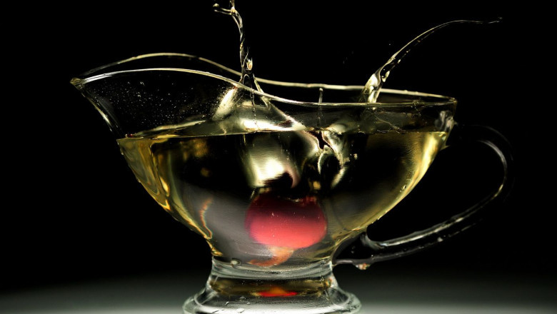 In addition to being colourless and sweet-smelling, carbon tetrachloride is also called tetrachloromethane
