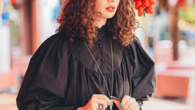 When peaked caps appeared, it was difficult to imagine that women would ever wear them