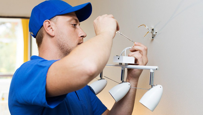 Electricity Supply: Purchasing from a Large Company