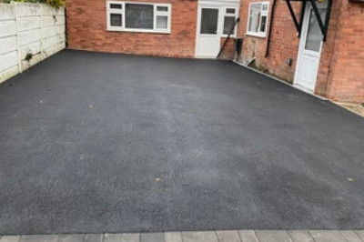 Tarmac Driveways Specialists in Nuneaton