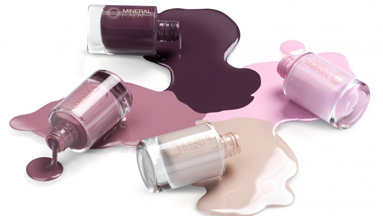 Try These On-Trends Nail Colors for Your Winter Manicures