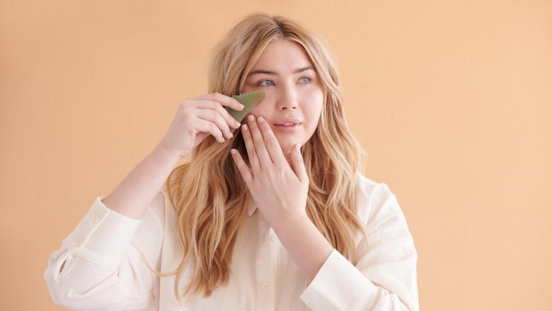 How to Make Your Bedtime and Skincare Routine More Relaxing