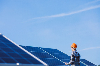 WHY YOU NEED TO INSTALL SOLAR PANELS THIS YEAR: ULTIMATE GUIDELINE