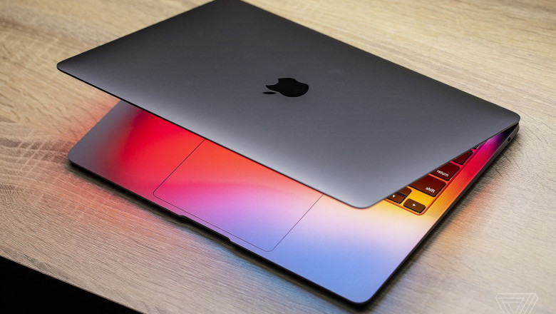 MacBook Rental Service for Travelling Business Professionals