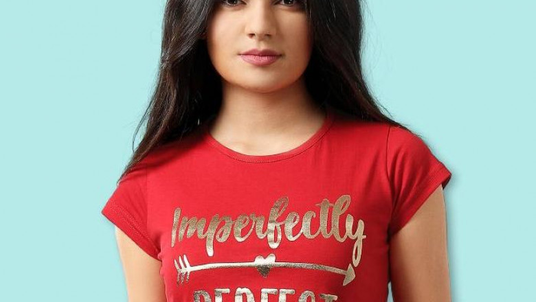 Must try looks with the red crop top of Online Fashion Stores.