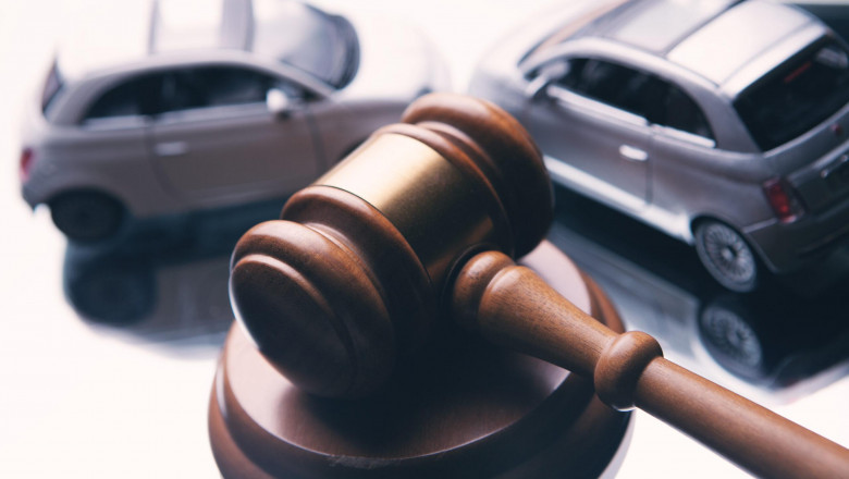 What Does a Car Accident Lawyer Do?
