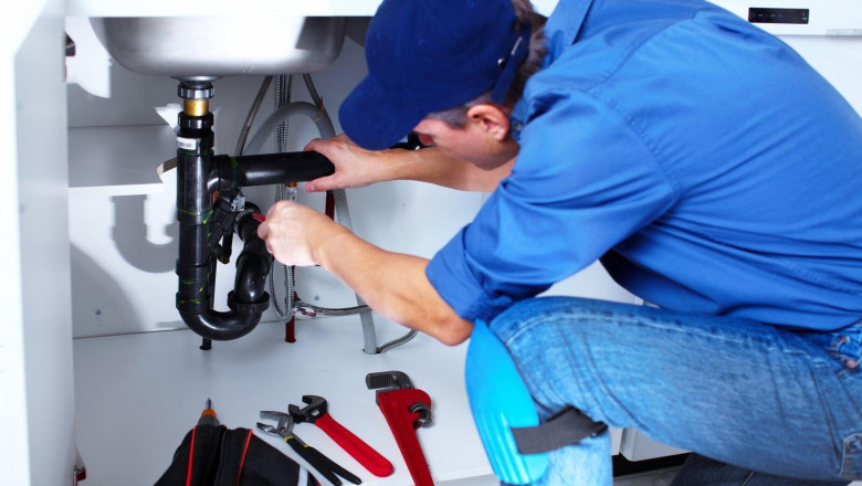 Best 10 Reasons for Hire a Houston Plumber