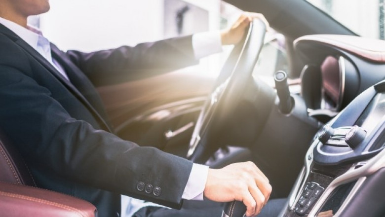 Rent a luxurious car in Geneva, Switzerland