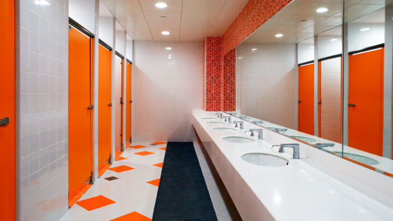 TOILET CUBICLES Dubai, UAE