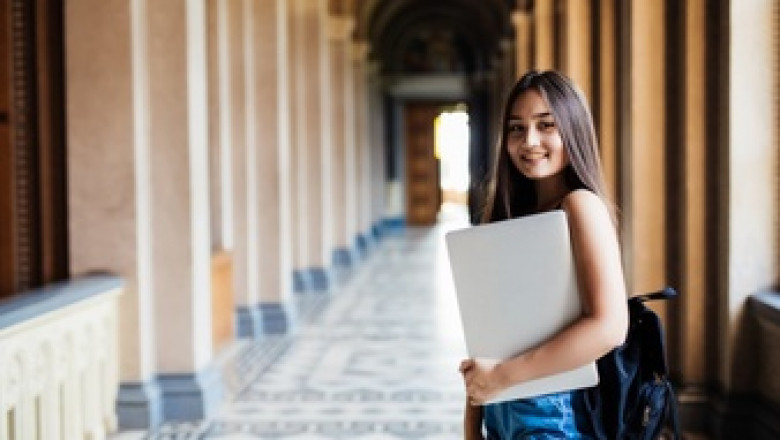Apply to the Top Colleges in Gurugram for Better Job Opportunities