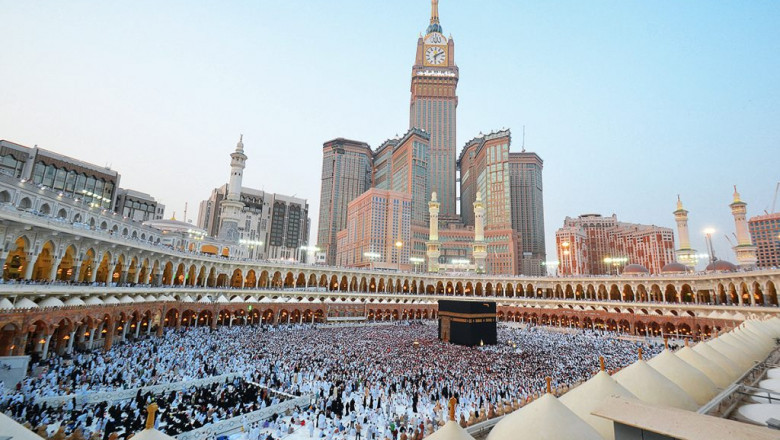 What are the benefits of Performing Umrah?