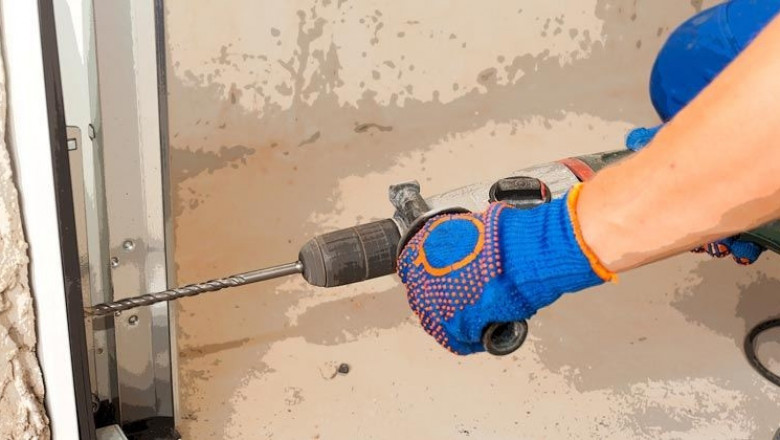 Garage Door Repair In Sacramento