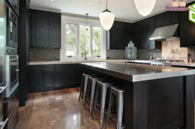 How to style your kitchen with a matte black kitchen cupboard?