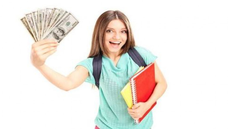 How to Earn Money as a Student in India