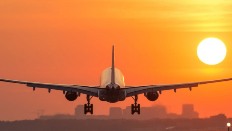 Ultimate Guide To Developing A Flight Tracker App Like Flightradar24